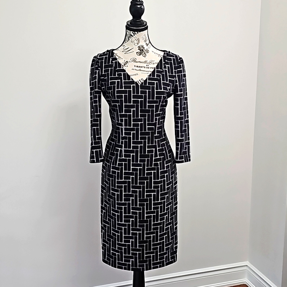 Anne Klein dress size 4